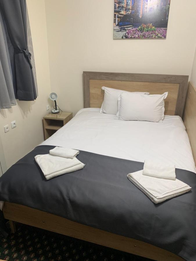 Hotel Oazis Haskovo Eksteriør bilde