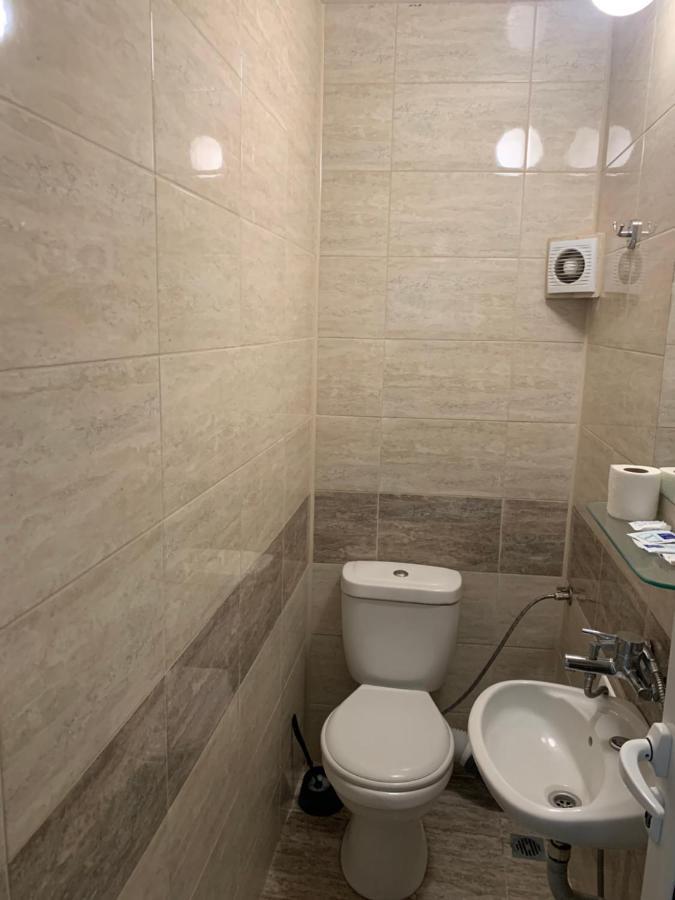 Hotel Oazis Haskovo Eksteriør bilde